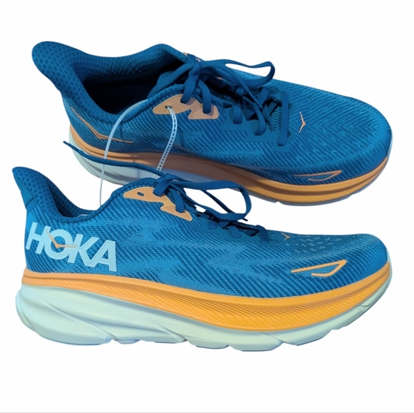 Hoka Men\'s Clifton 9 Running Sneakers Size 10